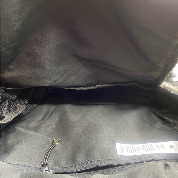 lululemon athletica Black Woman’s Backpack - Picture 9 of 9